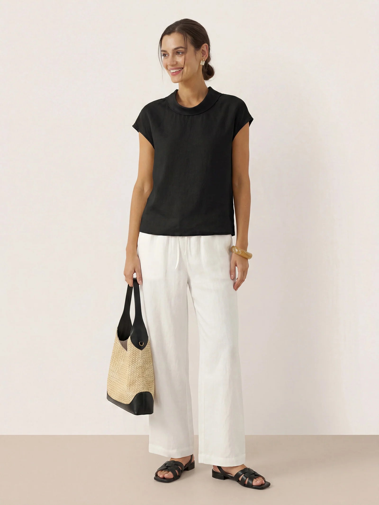 Yvonne - Blusa de manga corta Favorecedora 100% lino