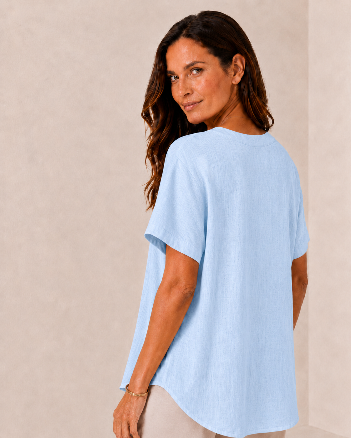 Alejandra - Blusa Favorecedora Versátil