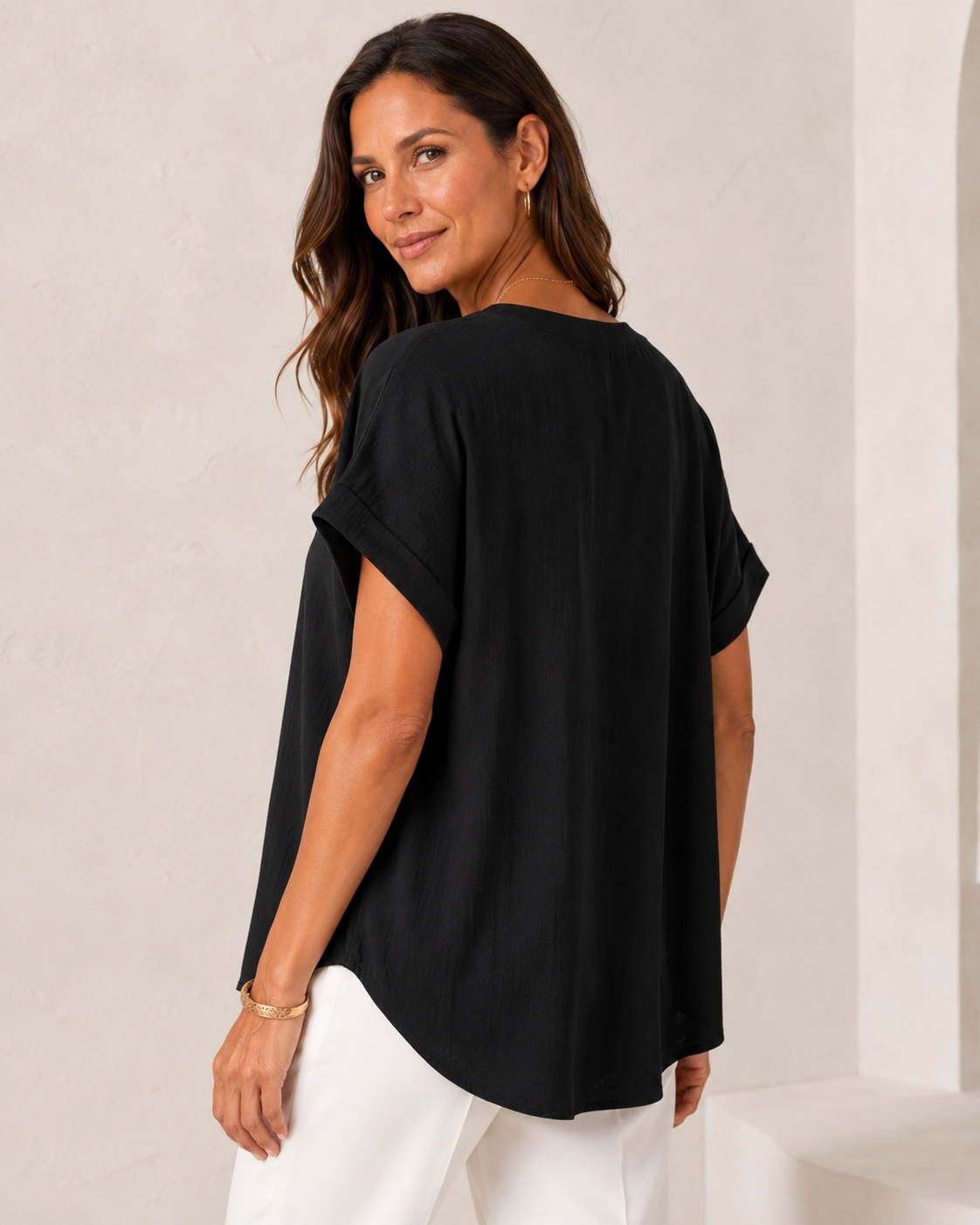 Claudia - Blusa Favorecedora Versátil