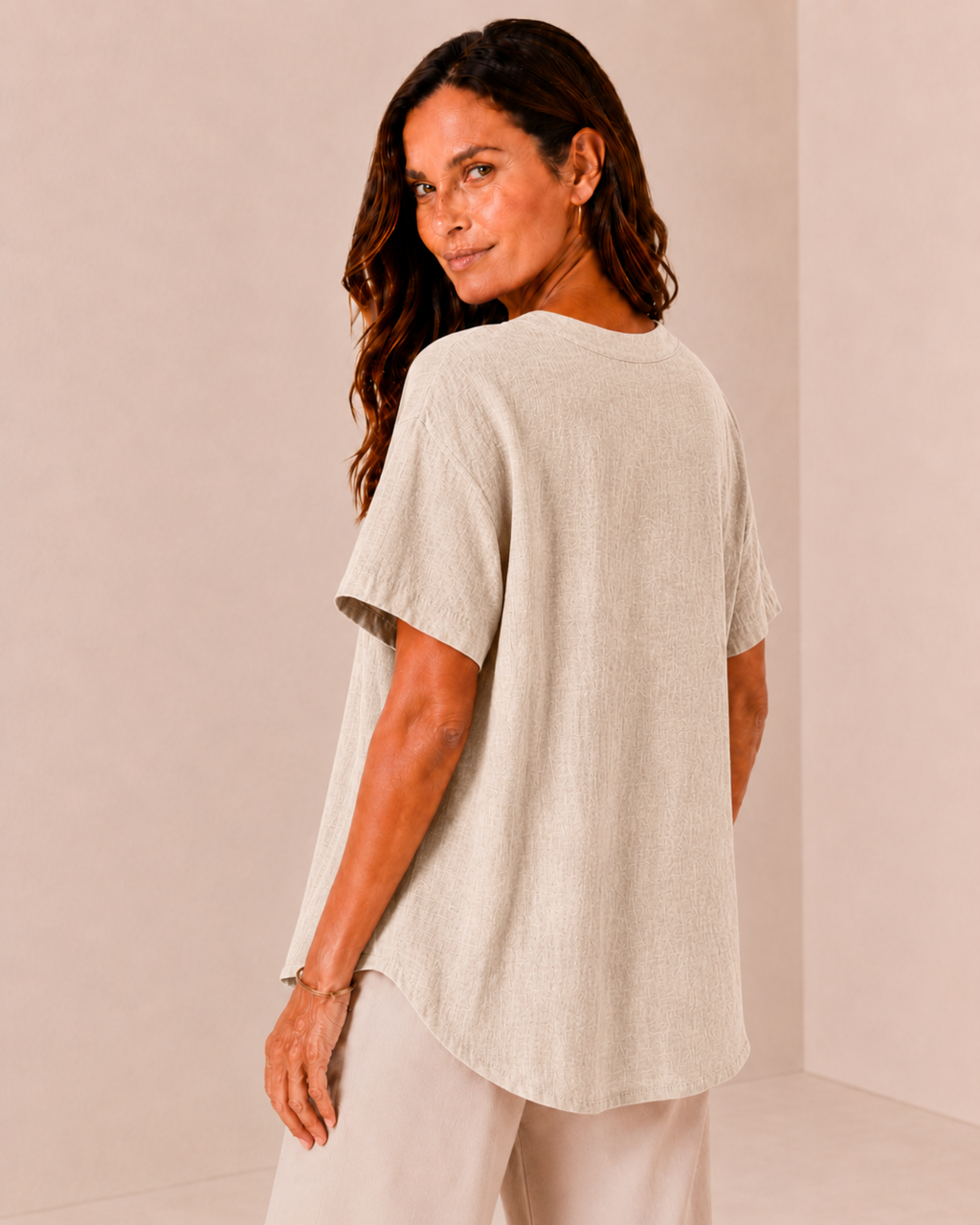 Alejandra - Blusa Favorecedora Versátil