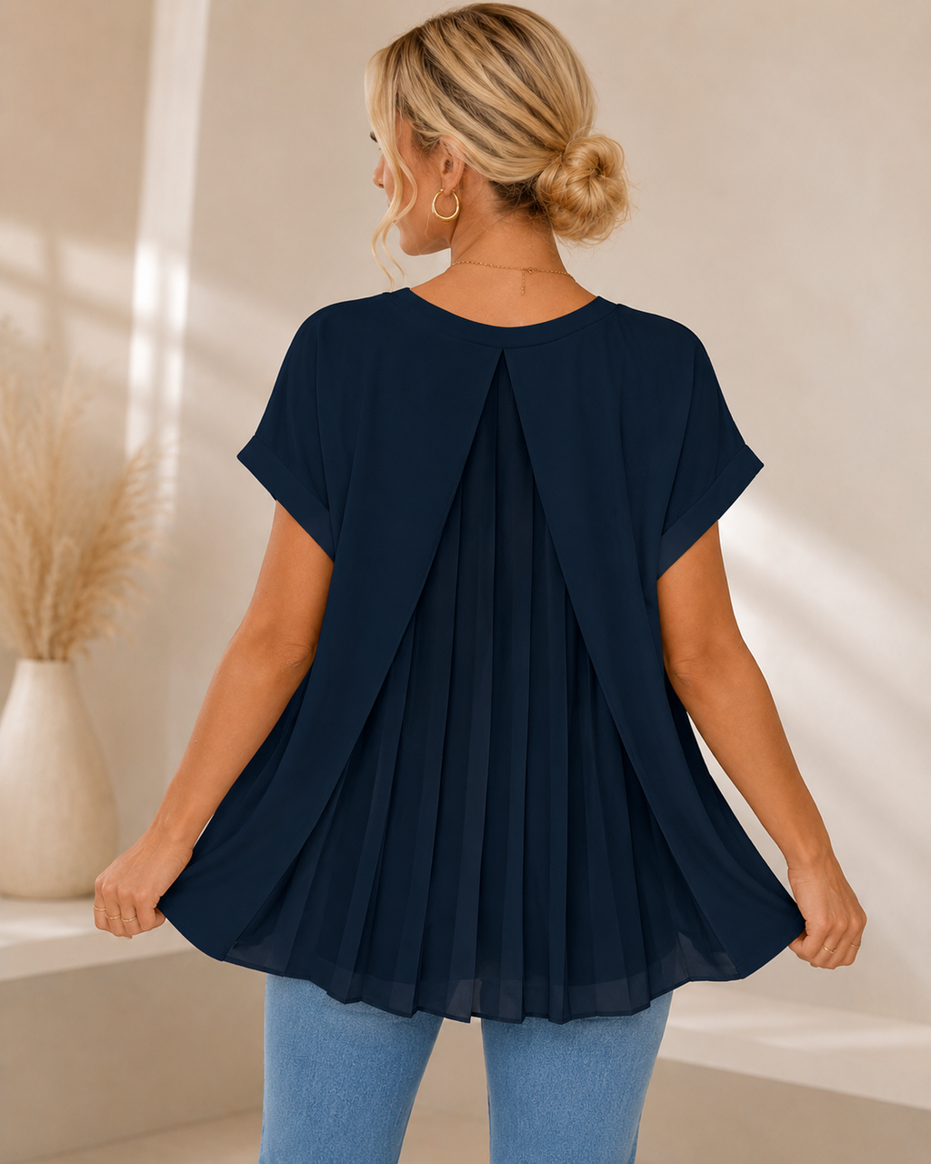 Sofía - Blusa Favorecedora con espalda única