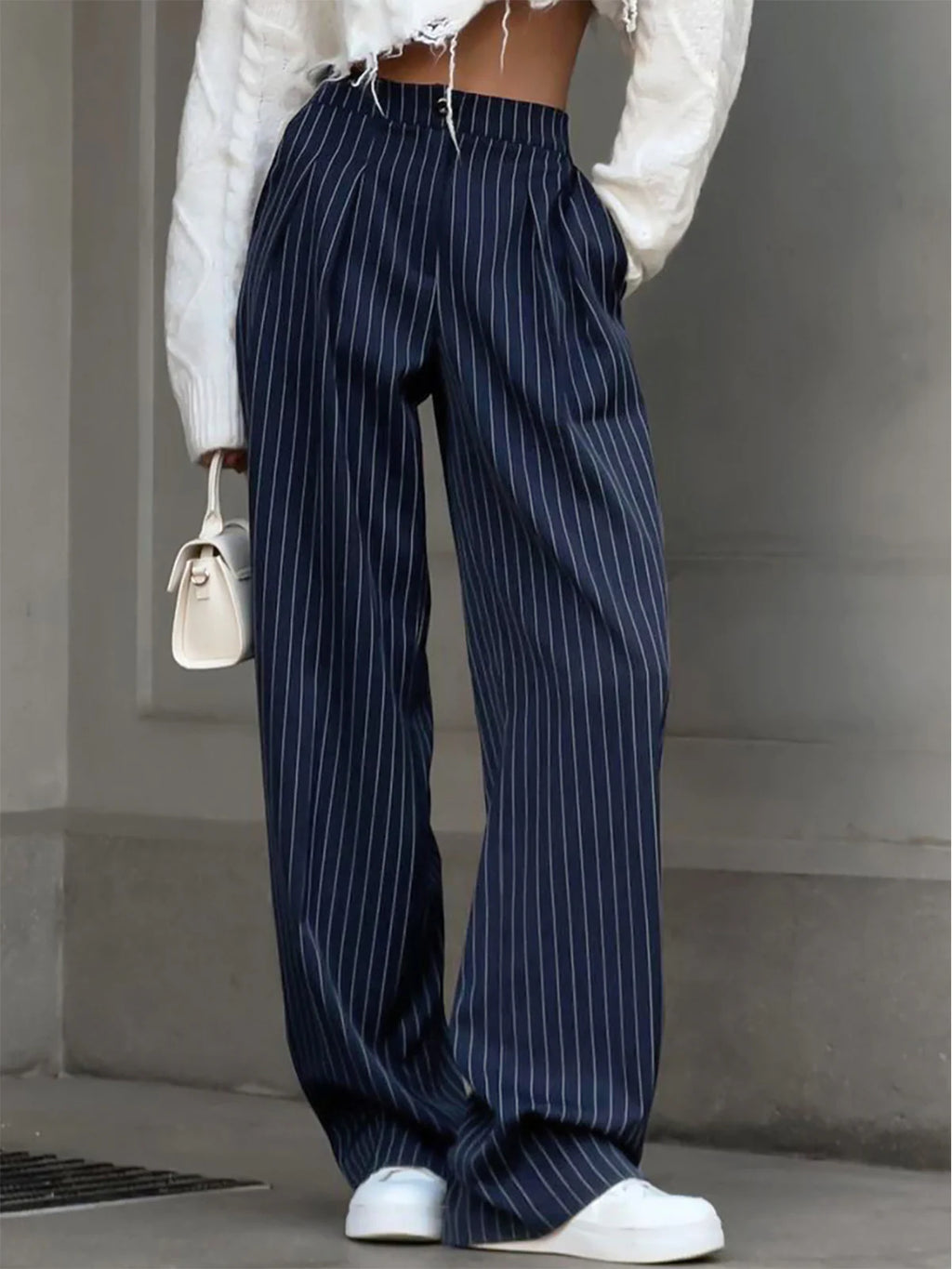 Noemí - Pantalones favorecedores versátiles con rayas