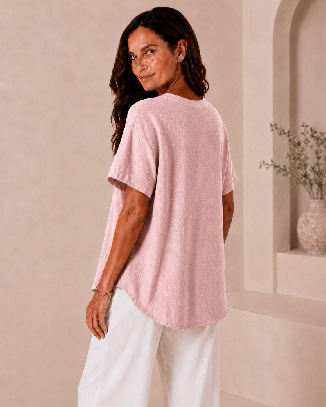 Alejandra - Blusa Favorecedora Versátil