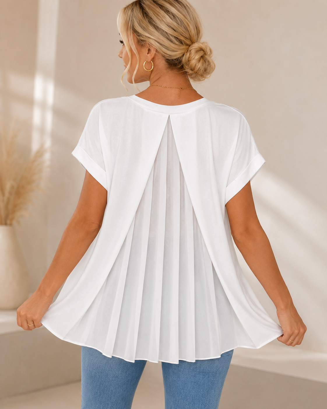 Sofía - Blusa Favorecedora con espalda única