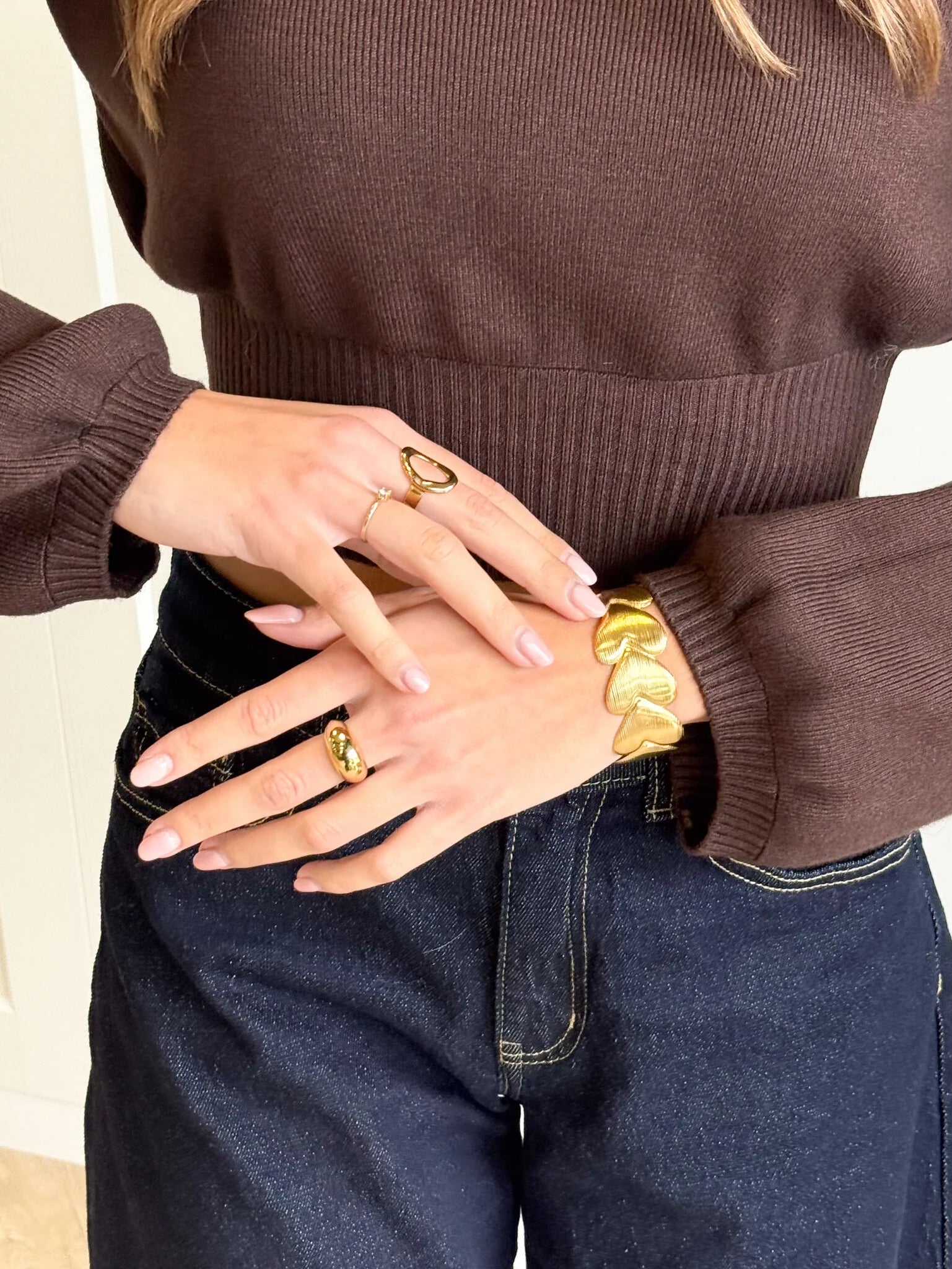 Embrace - Pulsera dorada