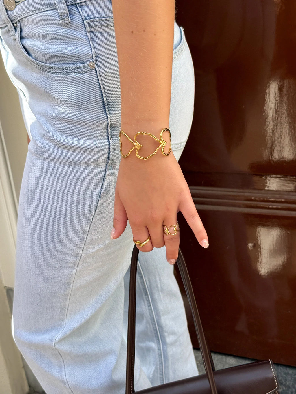 Hearth - Pulsera rígida dorada