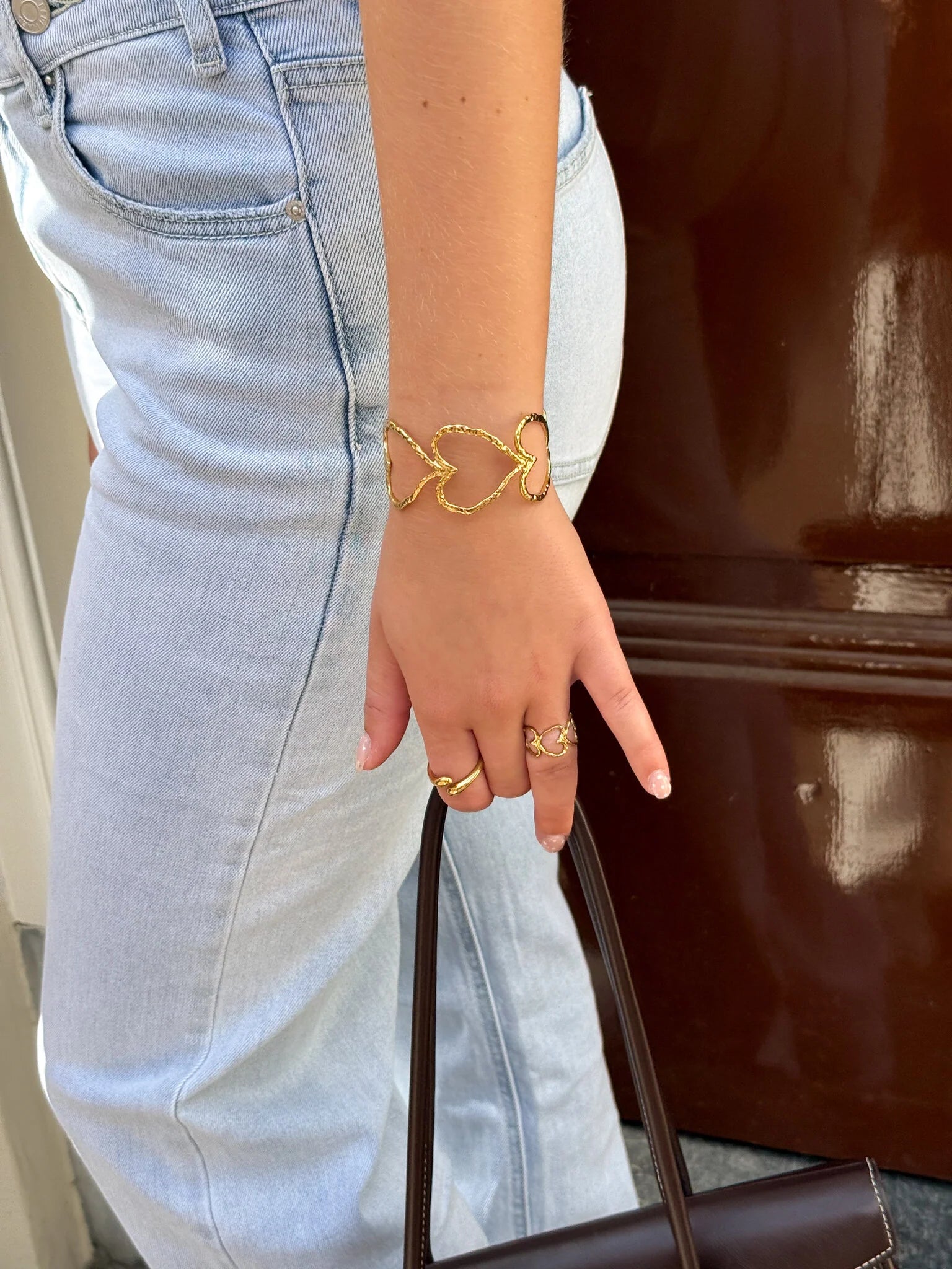 Hearth - Pulsera rígida dorada