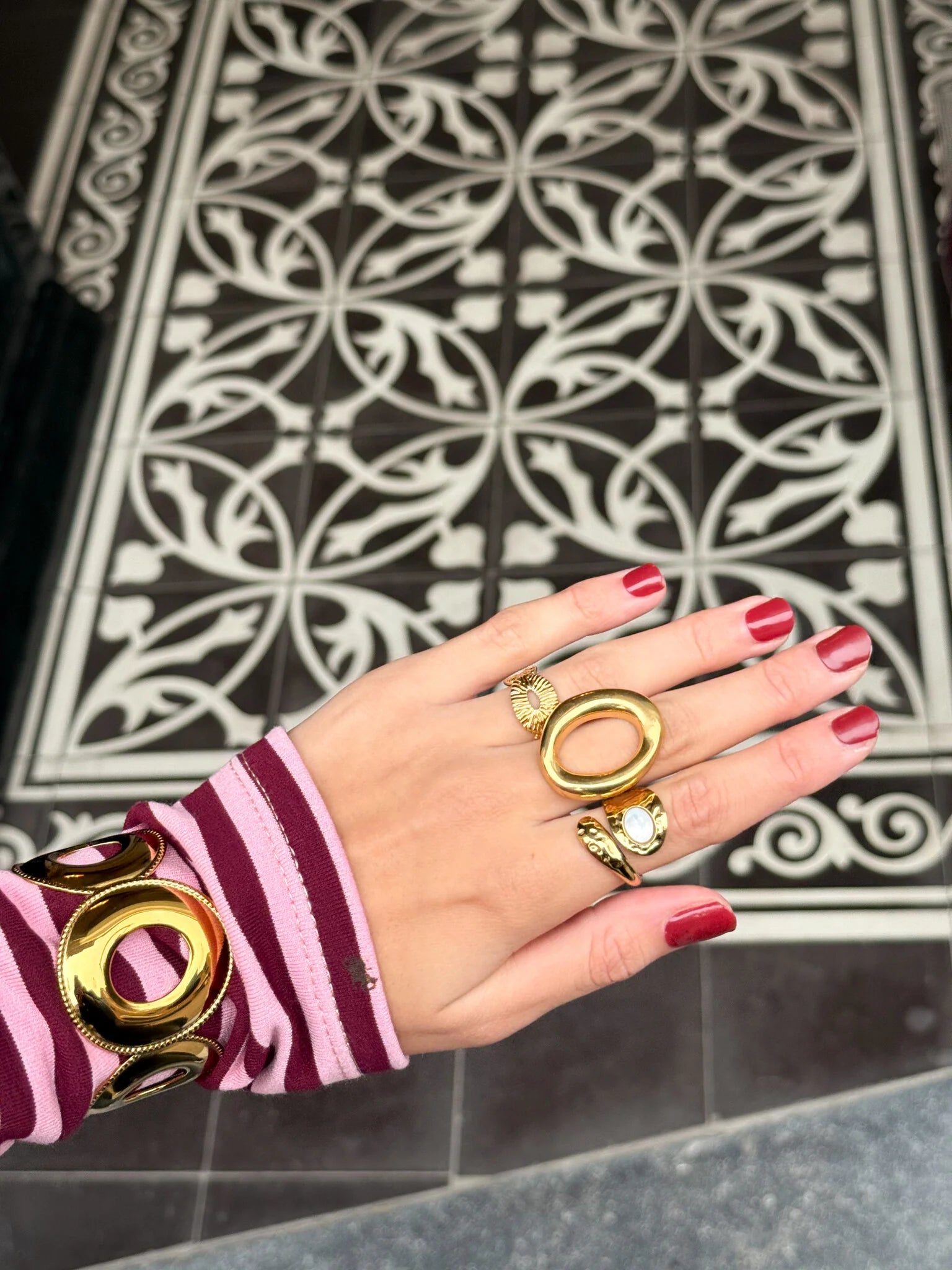 Orbit - Anillo dorado